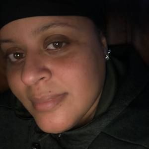 Meet your Posher, Monique